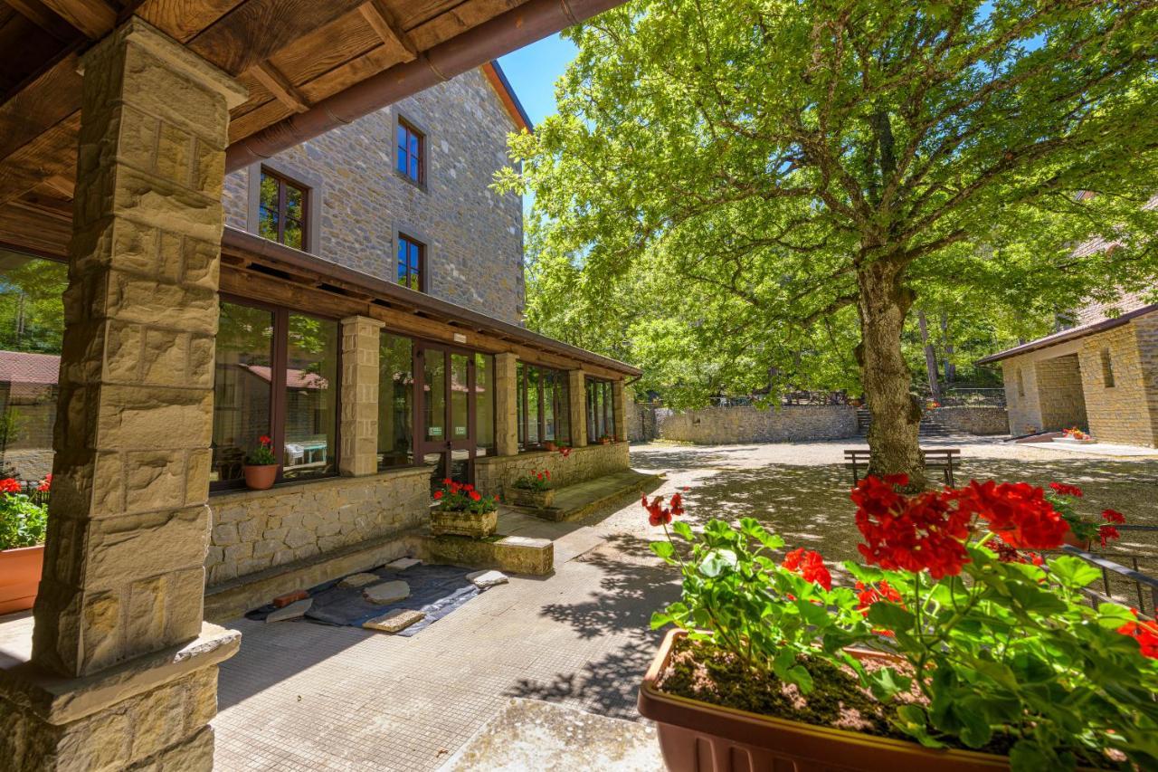 Casa Perferie “Pastor Angelicus” Hotel La Verna Luaran gambar